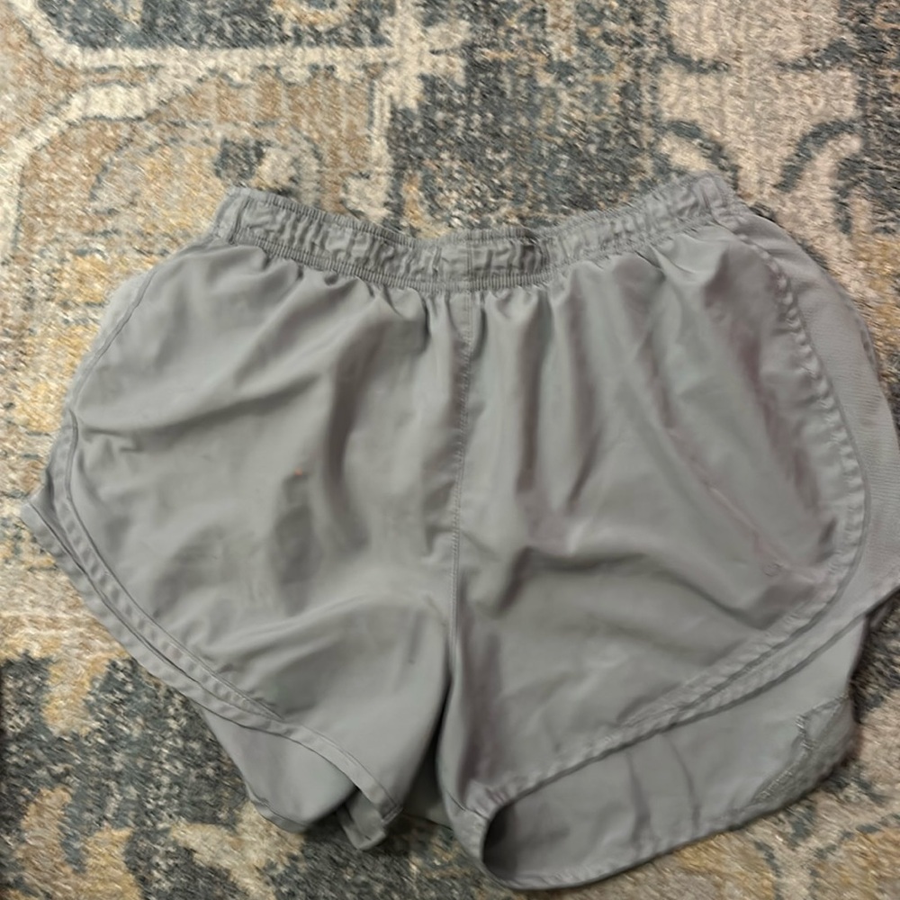Women’s Nike size L shorts